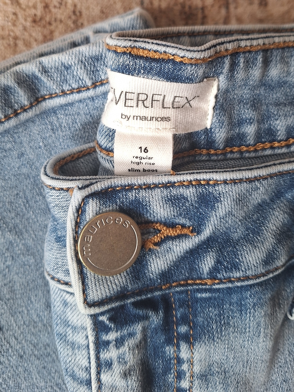 Maurices Everflex Slim Bootcut Jeans. Only Worn Once. Sz 16 - Picture 2 of 4